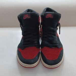 Nike High-Top Sneakers in Black and Red
